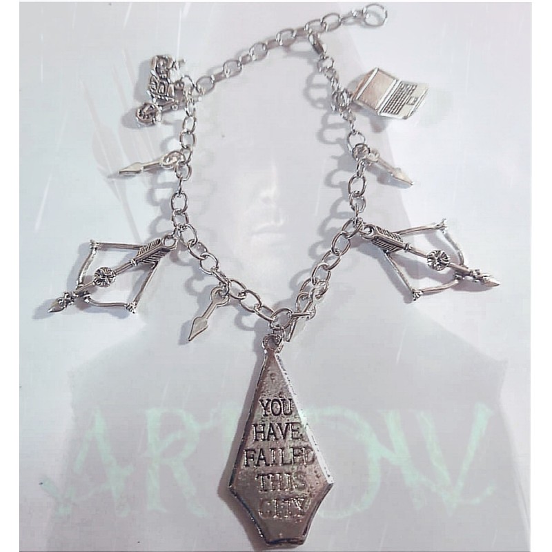 The Arrow Charm Bracelet