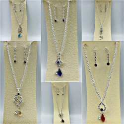 Pendant Necklace & Earring Set